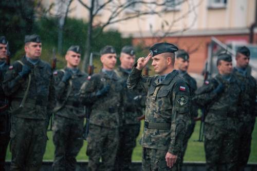 Zdjęcie przedstawia obchody rocznicy wybuchu II Wojny Światowej